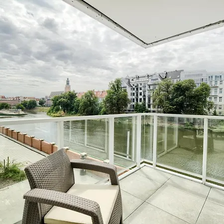 Aboutartapartments - Twin Towers